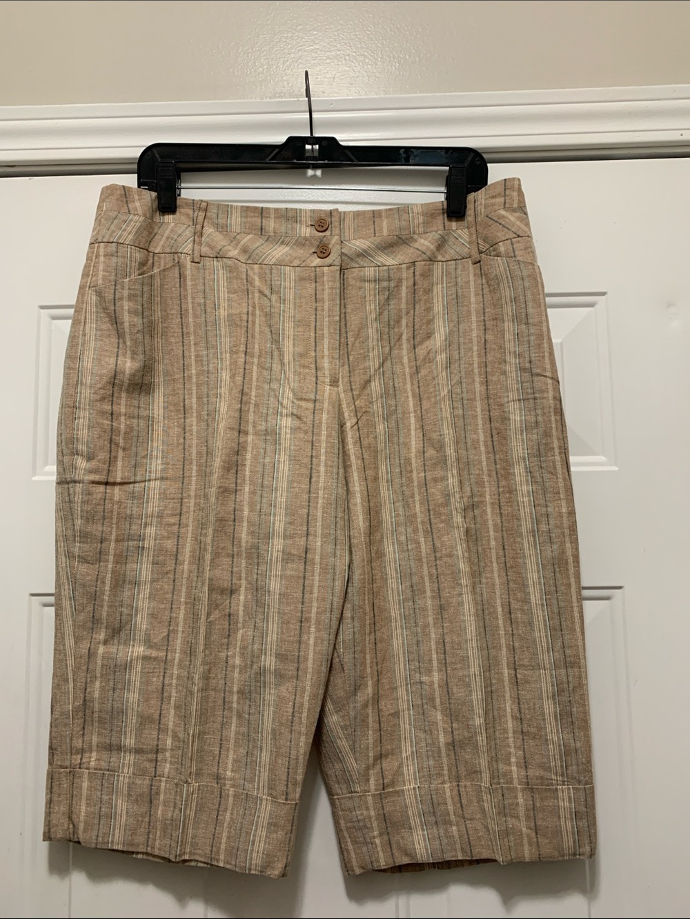 3/$15 Cato Linen Blend Beige and Tan Striped Shorts Size 12